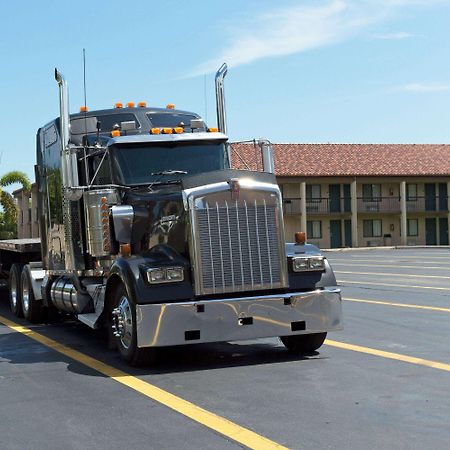 Super 8 By Wyndham Riviera Beach West Palm Beach Luaran gambar