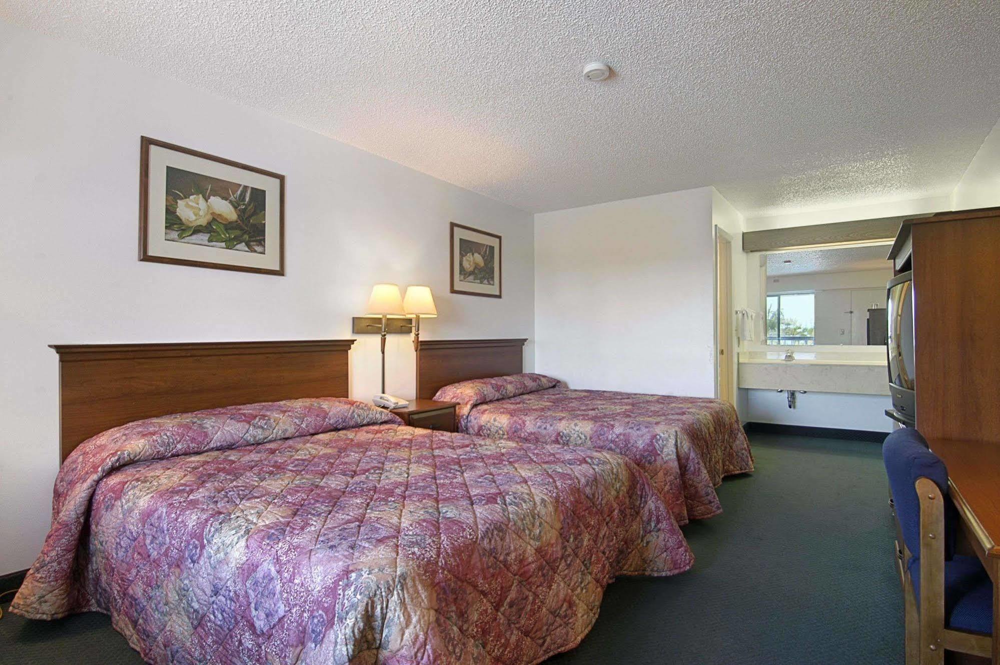 Super 8 By Wyndham Riviera Beach West Palm Beach Luaran gambar